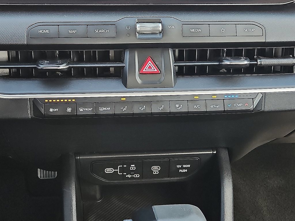 Used 2025 Kia K4 FWD image 25