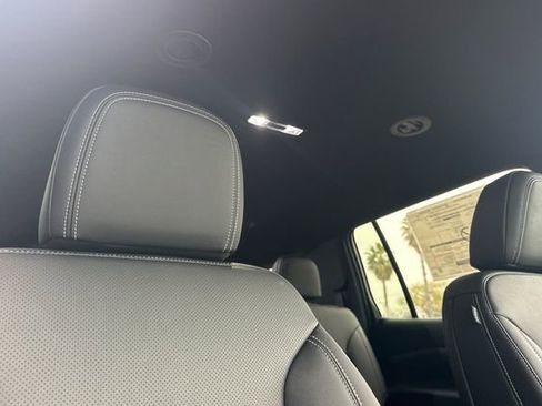 New 2026 Chevrolet Traverse LT w/ Driver Confidence Package image 23