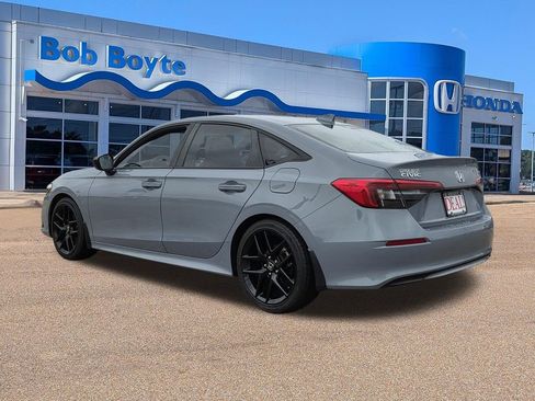 Used 2024 Honda Civic Sport image 7