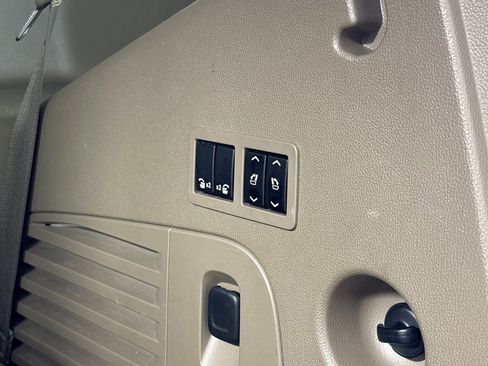 Used 2016 Chevrolet Tahoe LT w/ Luxury Package image 32