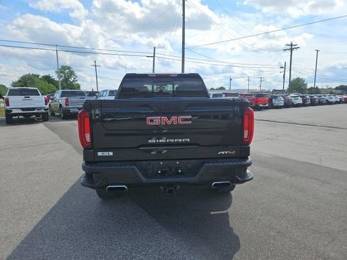 Used 2021 GMC Sierra 1500 AT4 w/ AT4 Premium Package AWD/4WD image 7