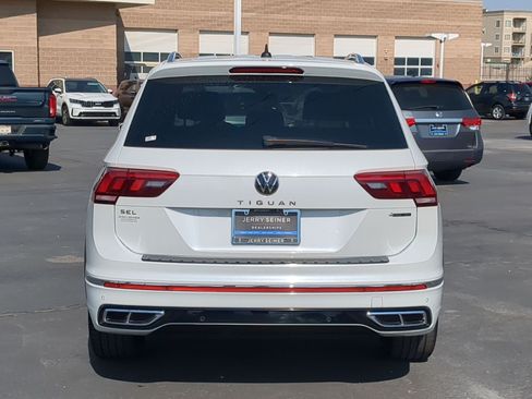 Used 2022 Volkswagen Tiguan SEL R-Line AWD/4WD image 5