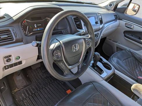 Used 2016 Honda Pilot LX image 9