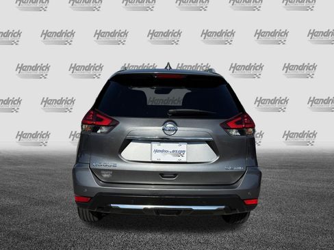 Used 2019 Nissan Rogue SL AWD/4WD image 9