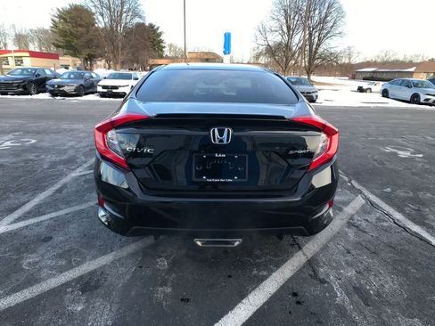Used 2019 Honda Civic Sport image 12