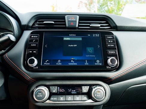 New 2025 Nissan Versa SR w/ Trunk Package image 12