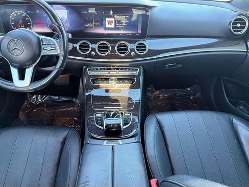 Used 2019 Mercedes-Benz E 300 image 18