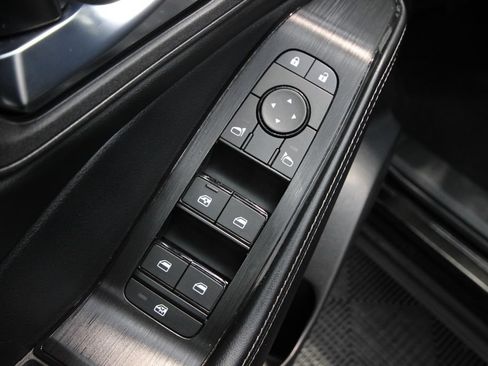 Used 2024 Nissan Rogue SV AWD/4WD image 14