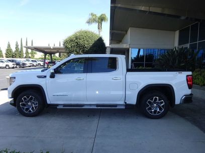 New 2026 GMC Sierra 1500 SLT