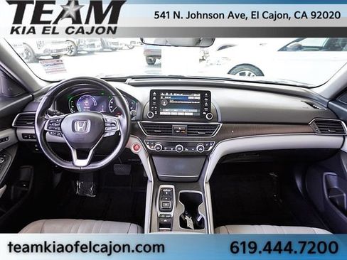 Used 2020 Honda Accord Touring image 18