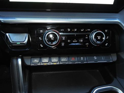 Used 2025 GMC Sierra 1500 Denali w/ Denali Reserve Package AWD/4WD image 29