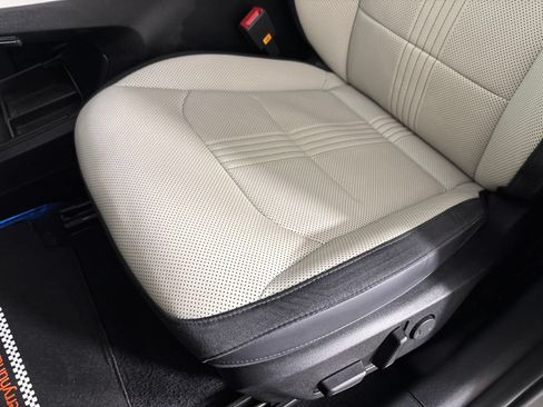 Used 2024 Kia EV6 GT-Line w/ GT-Line White Seat Package RWD image 12