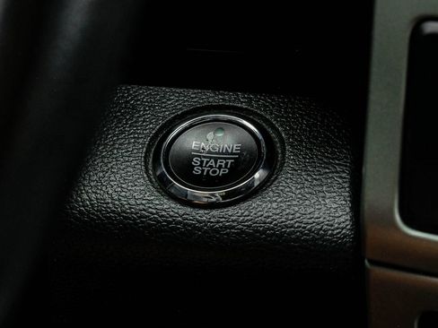 Used 2022 Ford F250 Lariat w/ Black Appearance Package AWD/4WD image 22