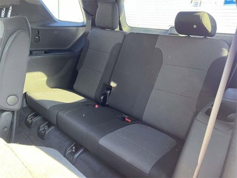 Certified 2023 Chevrolet Traverse LT image 13