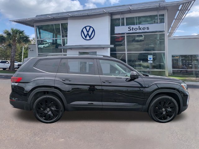 New 2026 Volkswagen Atlas SE FWD image 3