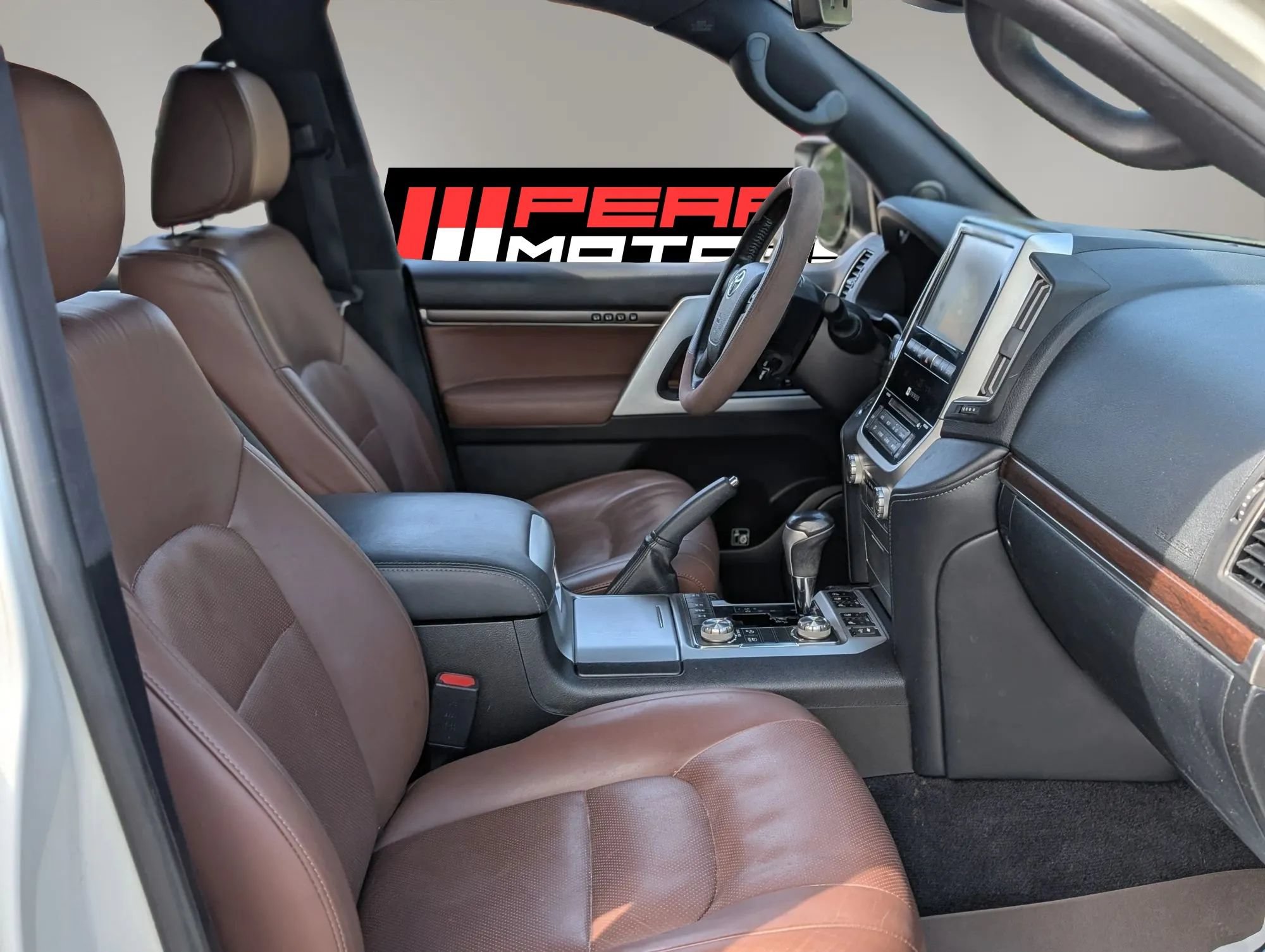 Used 2018 Toyota Land Cruiser AWD/4WD image 25