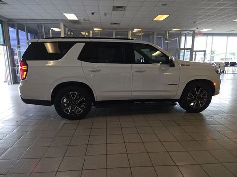 Used 2023 Chevrolet Tahoe Z71 w/ Z71 Off-Road Package AWD/4WD image 9