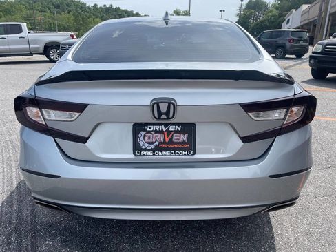Used 2019 Honda Accord Sport image 8