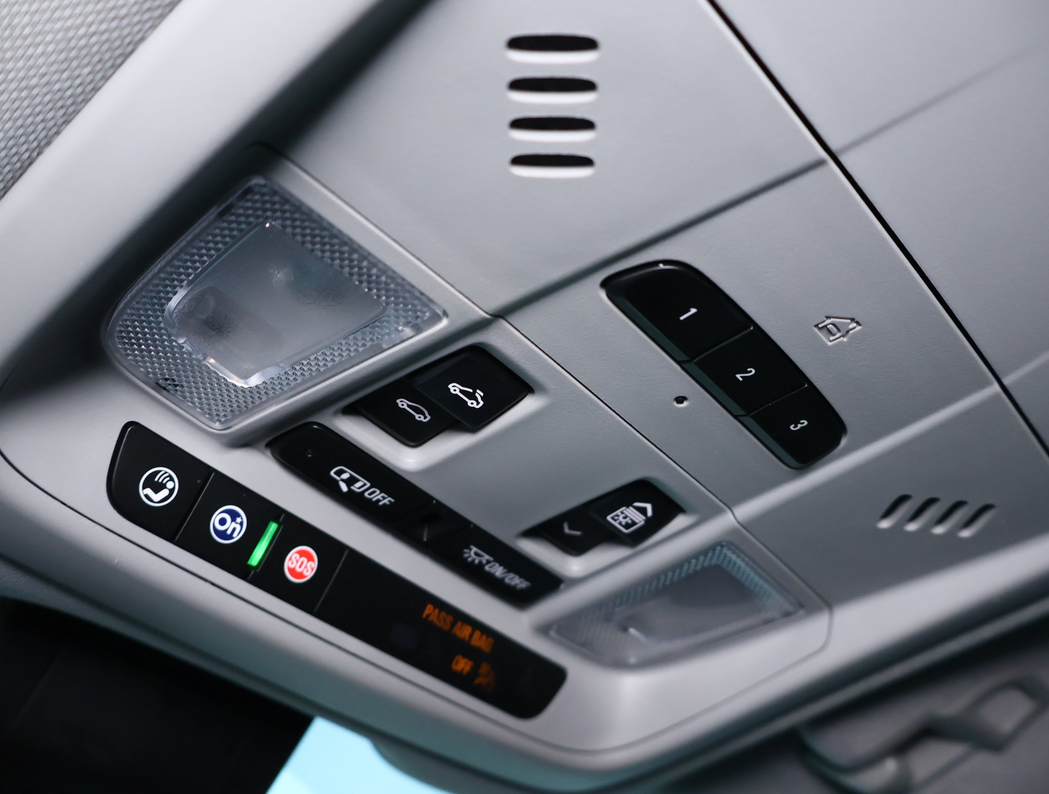 Used 2022 GMC Terrain SLT w/ Infotainment Package II FWD image 25