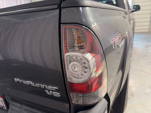 Used 2013 Toyota Tacoma PreRunner image 11