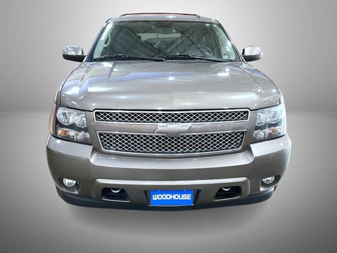 Used 2014 Chevrolet Tahoe LTZ AWD/4WD image 2