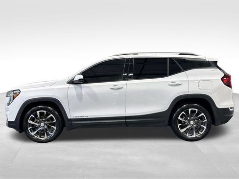 Used 2023 GMC Terrain SLT w/ Infotainment Package II AWD/4WD image 4