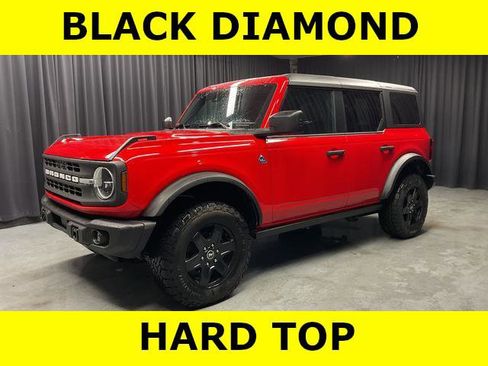 Used 2023 Ford Bronco Black Diamond image 1