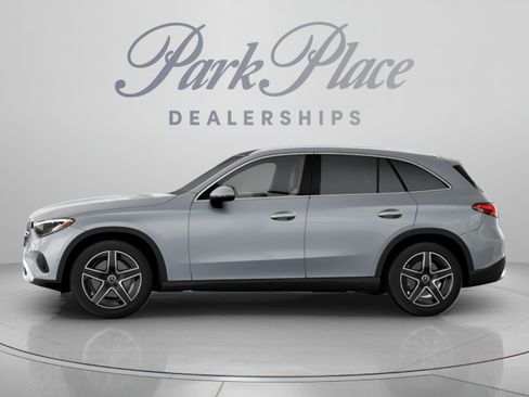 Used 2026 Mercedes-Benz GLC 300 image 6