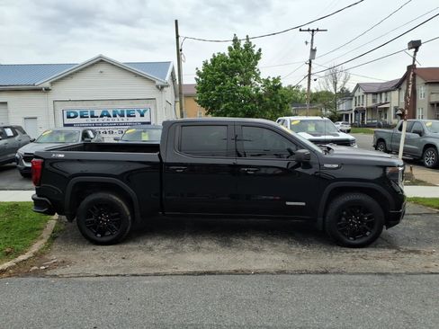 Certified 2023 GMC Sierra 1500 Elevation w/ X31 Off-Road Package AWD/4WD image 4