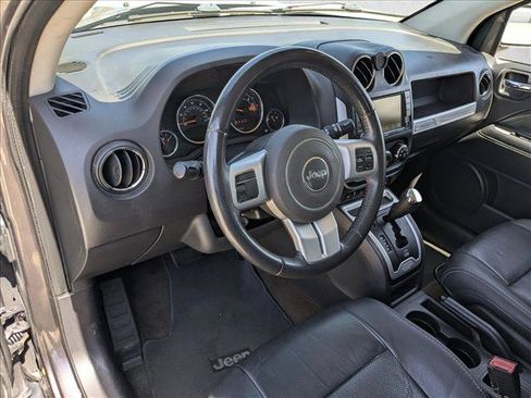 Used 2015 Jeep Compass High Altitude FWD image 9