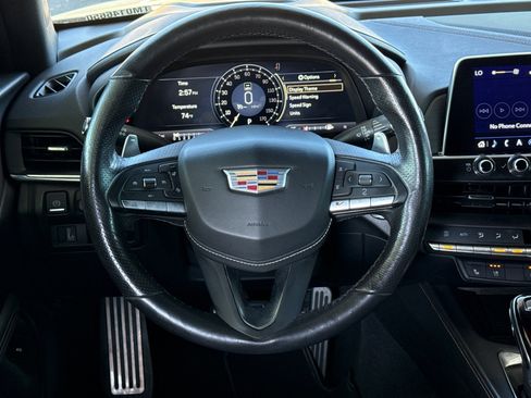 Used 2021 Cadillac CT4 V w/ Technology Package image 18