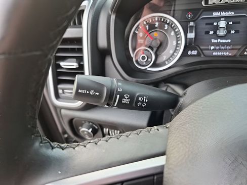Used 2019 RAM 1500 Big Horn image 35