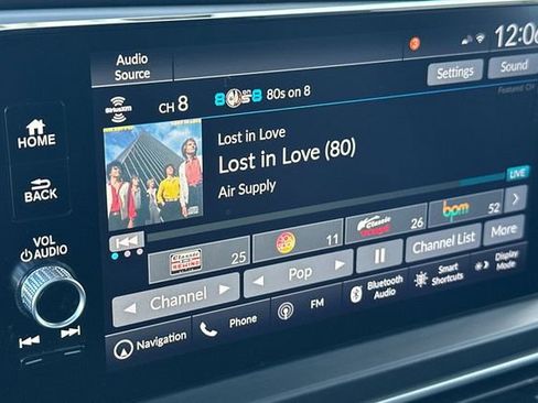 Certified 2025 Honda Pilot Black Edition image 18