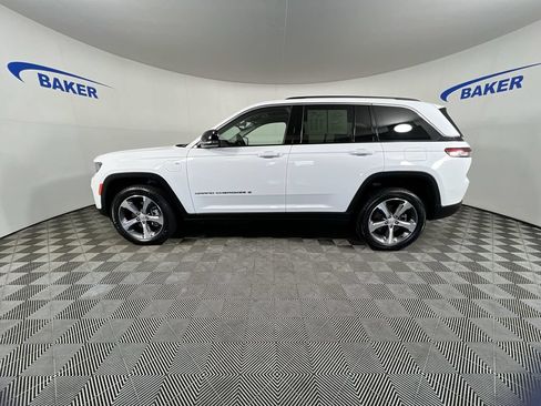 Used 2022 Jeep Grand Cherokee Limited 4xe AWD/4WD image 6