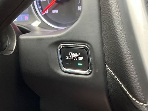 Certified 2023 GMC Acadia SLT AWD/4WD image 27