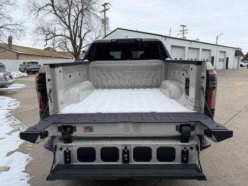 New 2026 GMC Sierra EV Elevation image 36