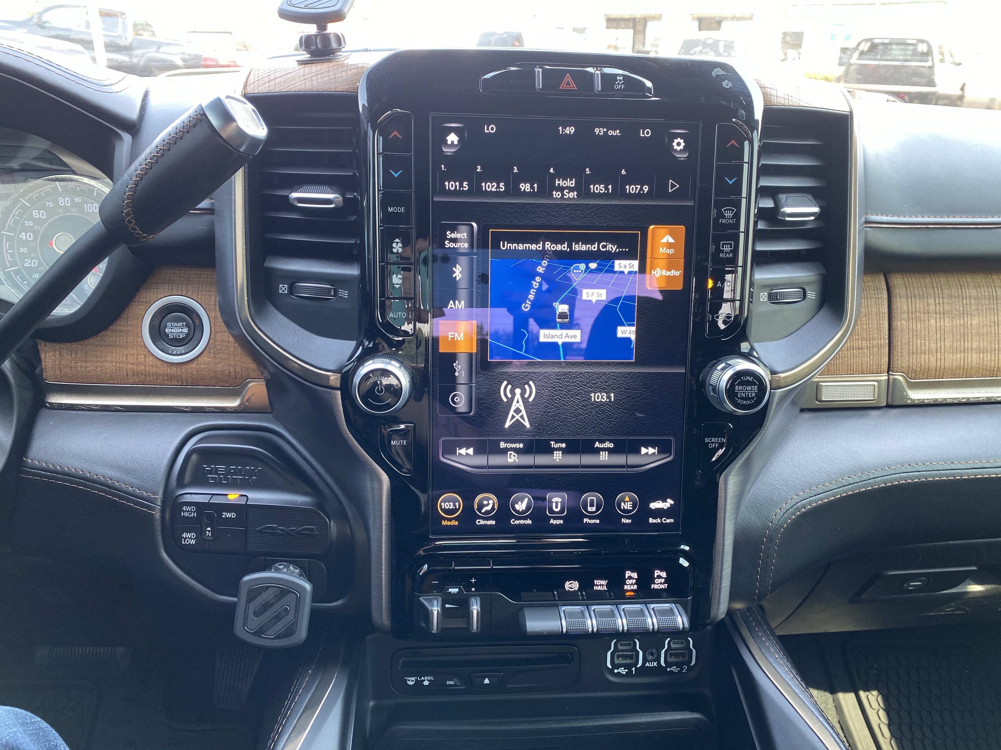 Used 2019 RAM 2500 Limited AWD/4WD image 25