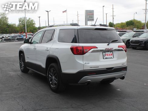 Used 2018 GMC Acadia SLT AWD/4WD image 5