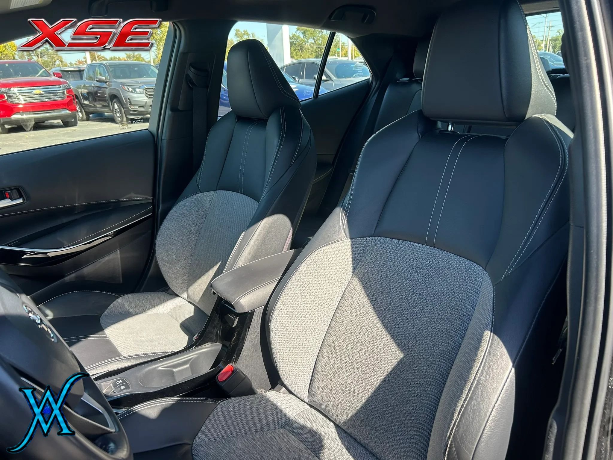 Used 2021 Toyota Corolla XSE FWD image 13
