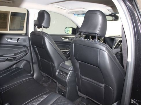 Used 2024 Ford Edge Titanium AWD/4WD image 31