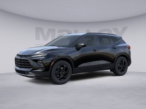 New 2026 Chevrolet Blazer LT w/ Midnight/Sport Edition FWD image 3