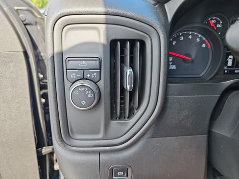 Used 2021 Chevrolet Silverado 1500 Custom RWD image 29