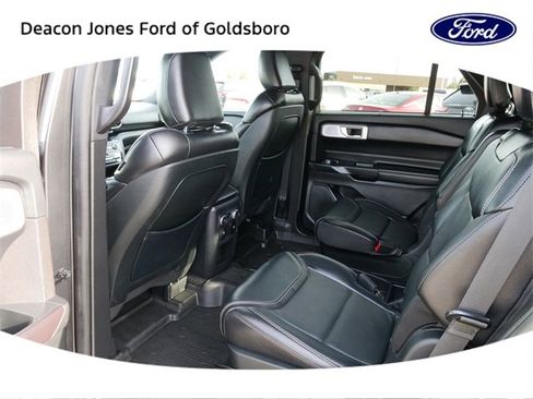 Used 2020 Ford Explorer ST w/ Premium Technology Package image 16
