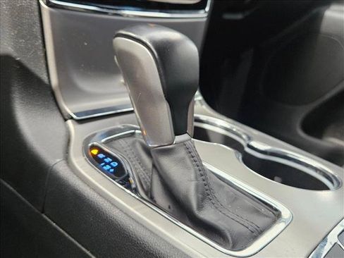 Used 2020 Jeep Grand Cherokee Altitude AWD/4WD image 13