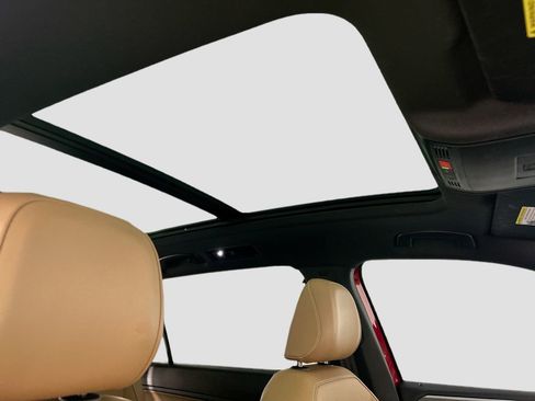 Certified 2024 Volkswagen Tiguan SE R-Line FWD image 16