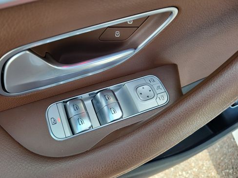 Used 2025 Mercedes-Benz GLE 350 4MATIC image 16