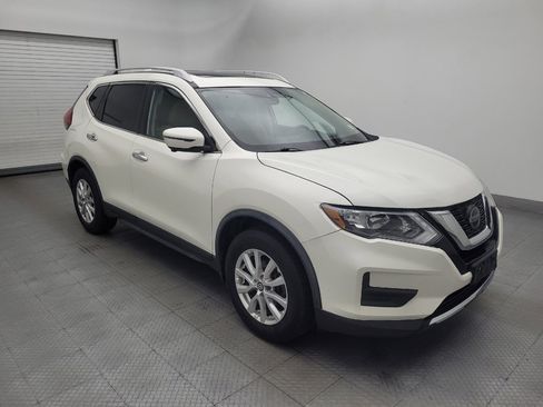 Used 2018 Nissan Rogue SV w/ Sun & Sound Touring Package FWD image 13
