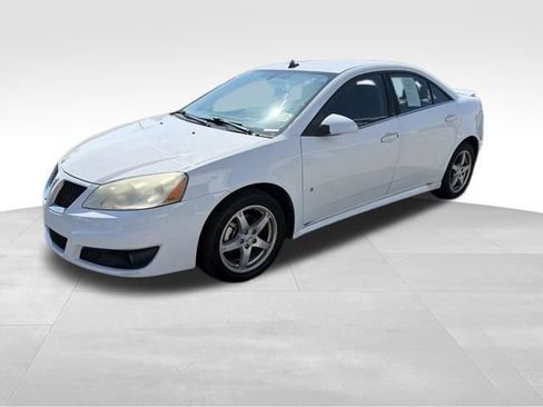 Used 2009 Pontiac G6 Sedan w/ Sport Package 2 FWD image 5