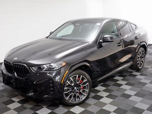New 2026 BMW X6 xDrive40i w/ Climate Comfort Package image 2