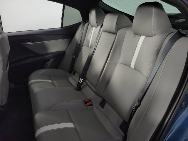 Used 2025 Toyota Camry SE FWD image 17